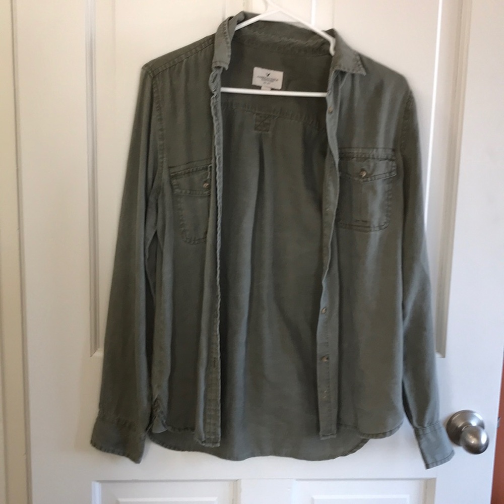 American eagle button up shirt